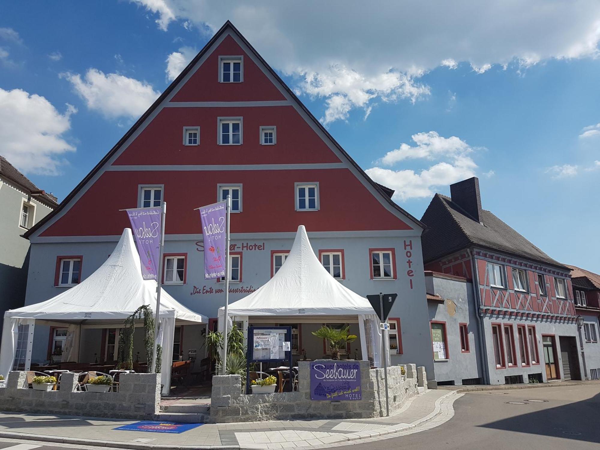 Seebauer-Hotel Die Ente von Wassertrüdingen Exterior foto